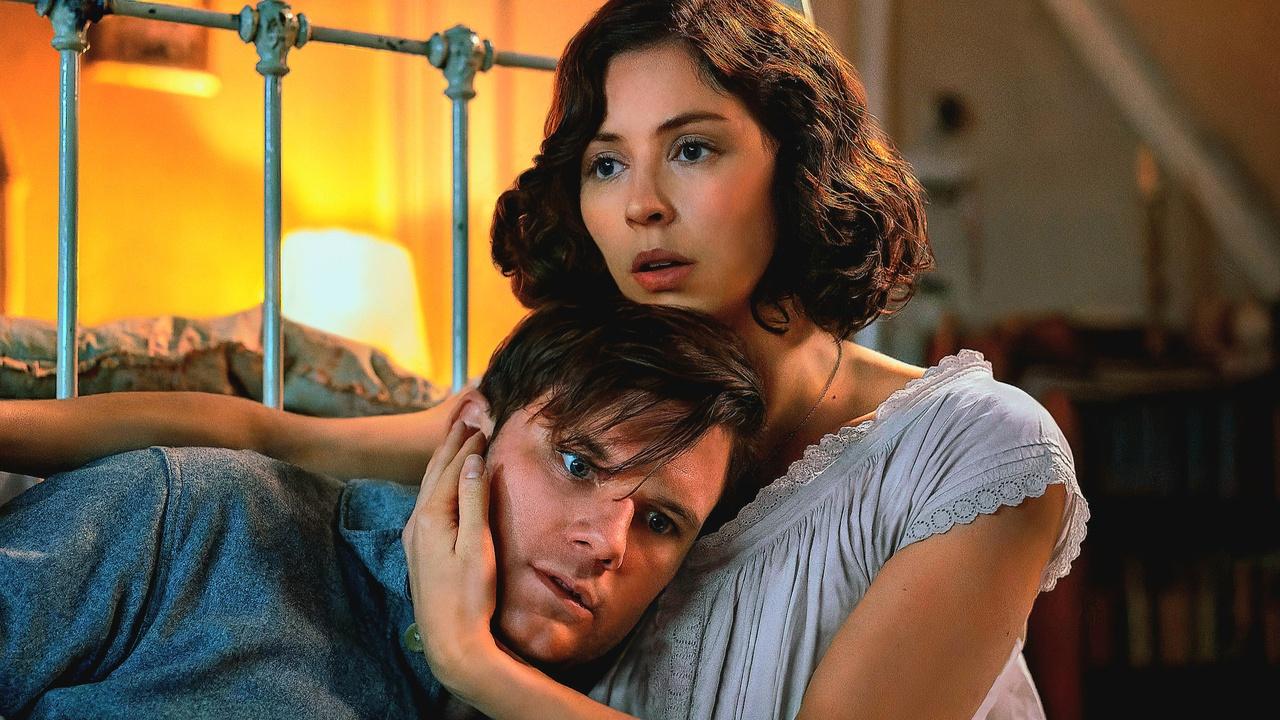 Claire's parents in Outlander: Blood Of My Blood