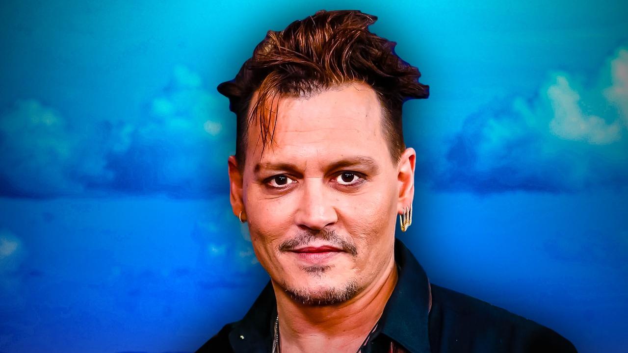 Johnny Depp, blue skies background