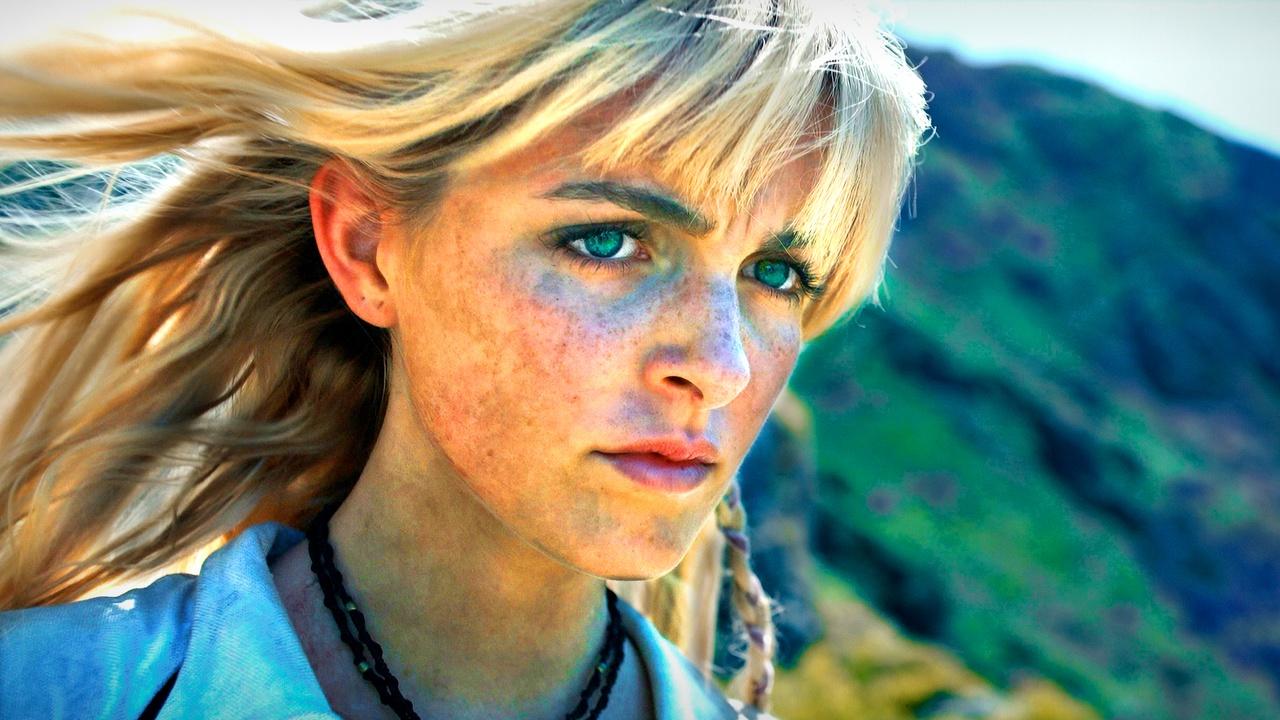 Hunger Games movie Mckenna Grace as Maysilee Donner