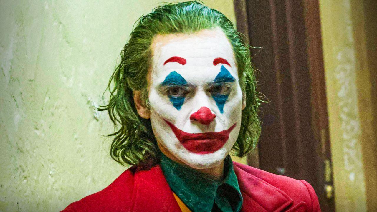 Joker 2 First Look At Joaquin Phoenix Filming In Gotham Photos 