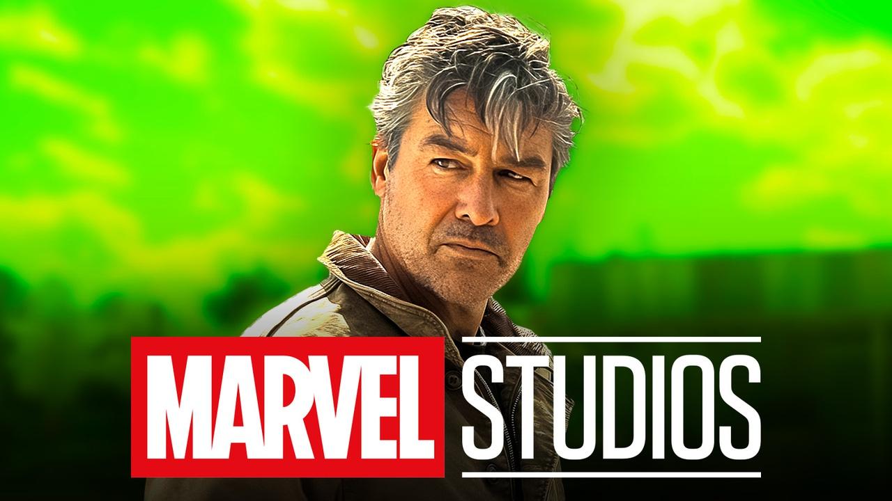 Kyle Chandler as Hal Jordan in Lanterns, Marvel Studios logo