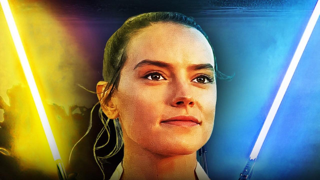 Rey Star Wars with Lightsabers