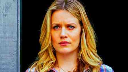 Alice In Absentia show