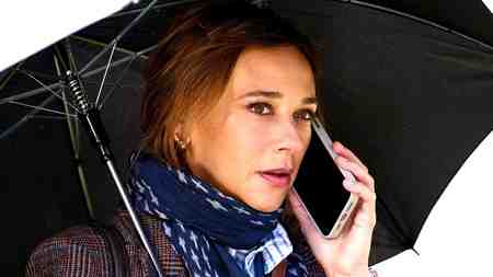 Kate McKinnon on the phone in In the Blink of an Eye.