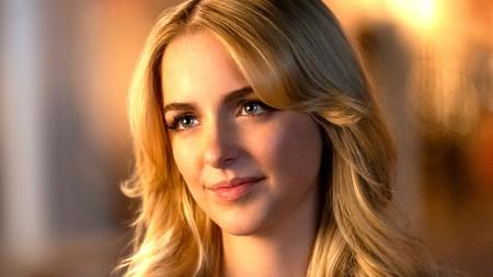 McKenna Grace in Regretting You.