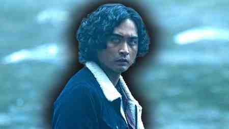 Simon in School Spirits Season 3.