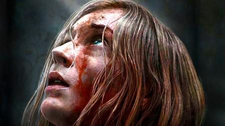 Sophie Turner in Trust