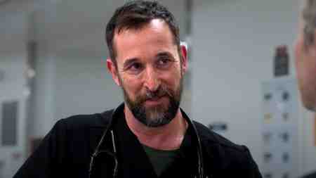 Doctor Robby in The Pitt Season 2 Episode 9.