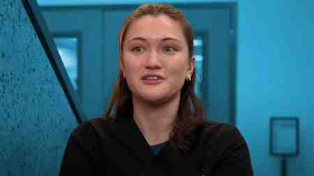 Dr. Santos in The Pitt Season 2.