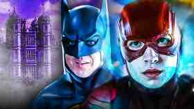 Batman Flash Wayne Manor