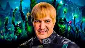 Guy Gardner Nathan Fillion, Green Lanterns in background