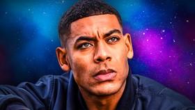 2026's Green Lantern TV Show Set Photos Confirm A Few Major Plot Details