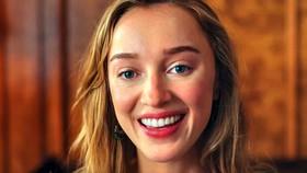 'Remain' Book & Movie Spoilers: Full Plot Summary & Ending Details from Nicholas Sparks & M. Night Shyamalan Story