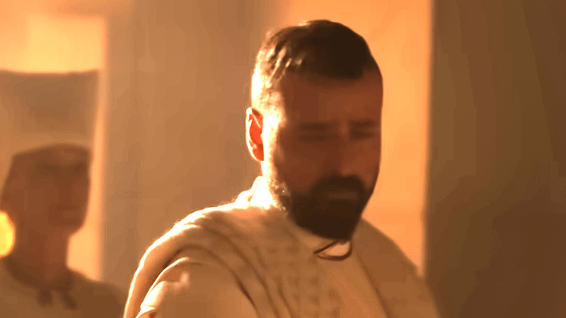 David Krumholtz as Zor-El.