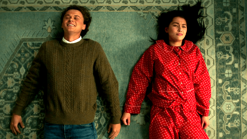 Christopher Briney as Conrad & Lola Tung as Belly Conklin in The Summer I Turned Pretty