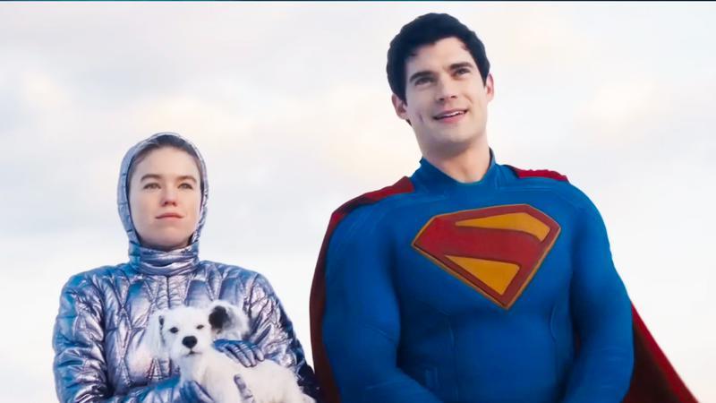 Kara Zor-el & Clark Kent.