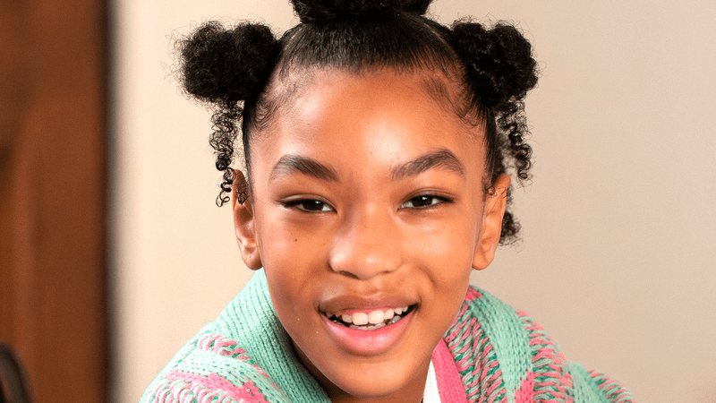 Askyler Bell as Mara Driskell smiling in 911
