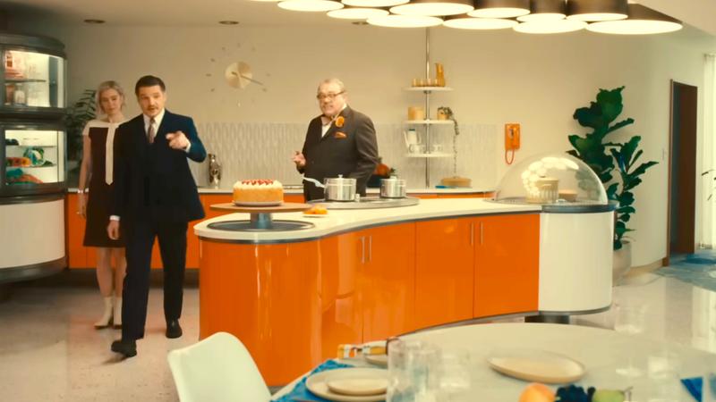 Reed Richards and Sue Storm tour the Baxter Building