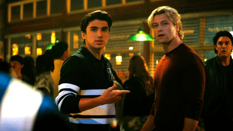 Hunter & Dean in Off Campus Season 1 finale.