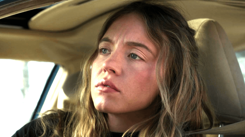 Sydney Sweeney as Millie in The Housemaid.