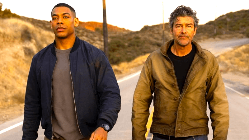 Aaron Pierre as John Stewart and Kyle Chandler as Hal Jordan in Lanterns