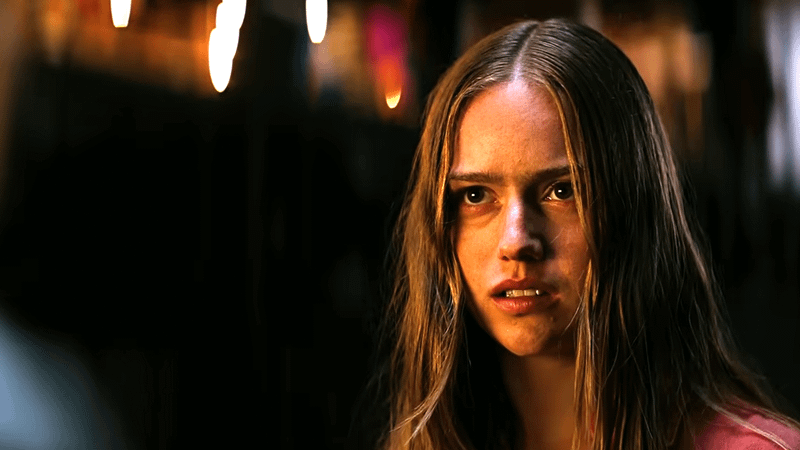 Amélie Hoeferle as Ramona in Sterling Point.
