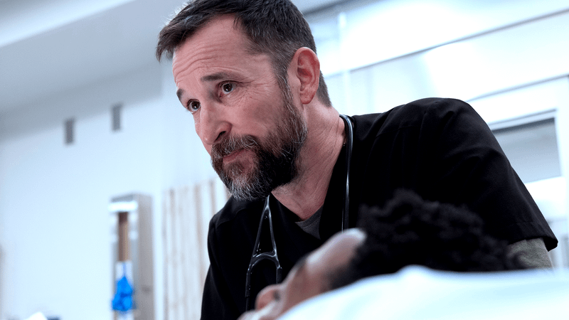 Noah Wyle as Dr. Robby in The Pitt Season 2, Episode 9.