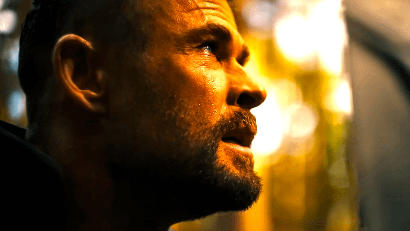 An emotional Thor prays before his battle-ax Stormbreaker in Avengers: Doomsday.