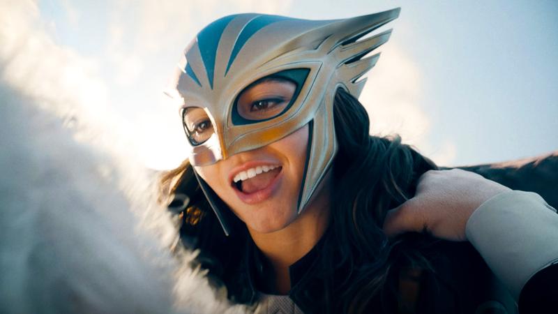 Isabela Merced as Hawkgirl looking down at the ground in Superman