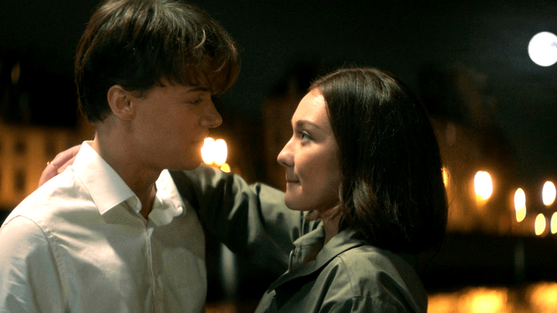 Christopher Briney as Conrad & Lola Tung as Belly in The Summer I Turned Pretty Season 3