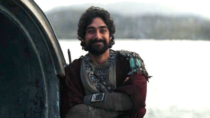 Eman Esfandi as Ezra Bridger