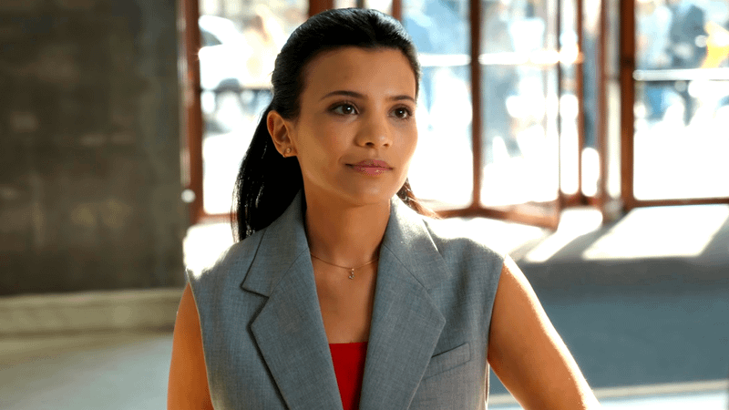 Nikki Rodriguez as Jackie Howard