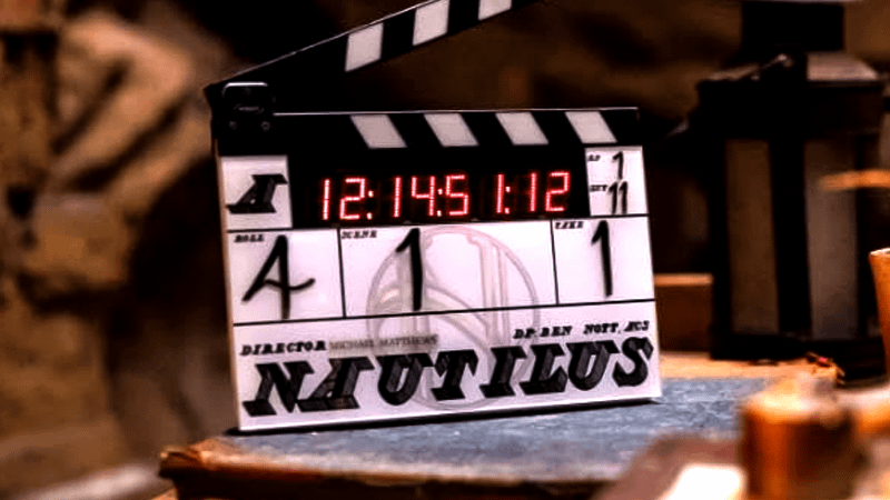 Nautilus, Clapper board