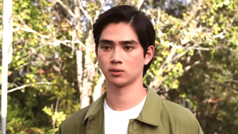 Sean Kaufman as Steven
