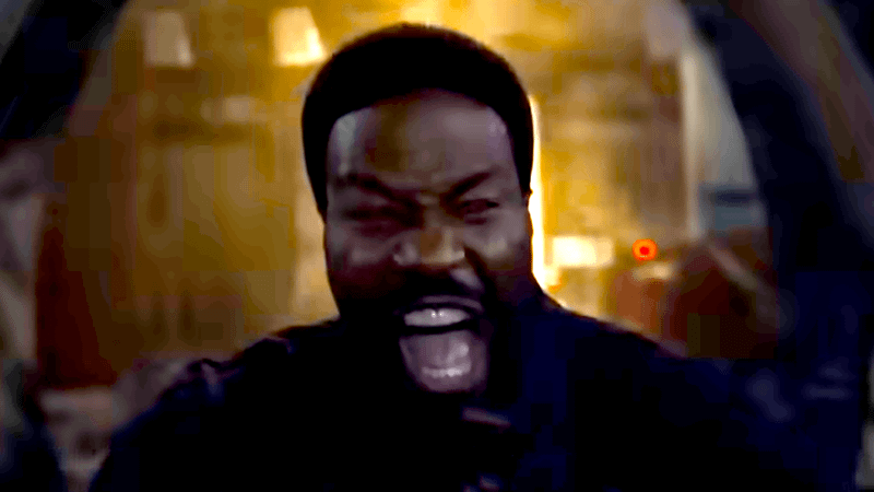 Yahya Abdul-Mateen II as Simon Williams screaming in Wonder Man