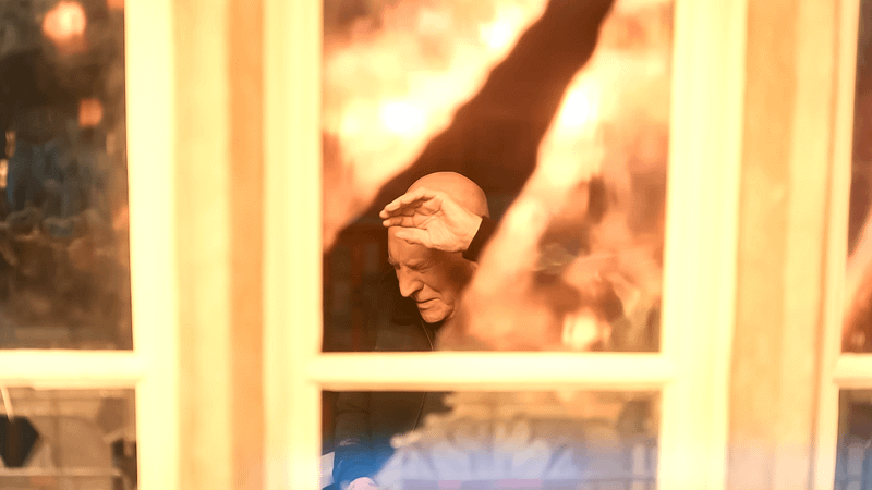 Charles Xavier seeing incursions.