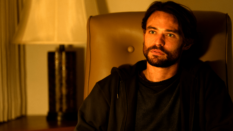 Thomas Doherty as Link in Paradise Season 2, Episode 7.