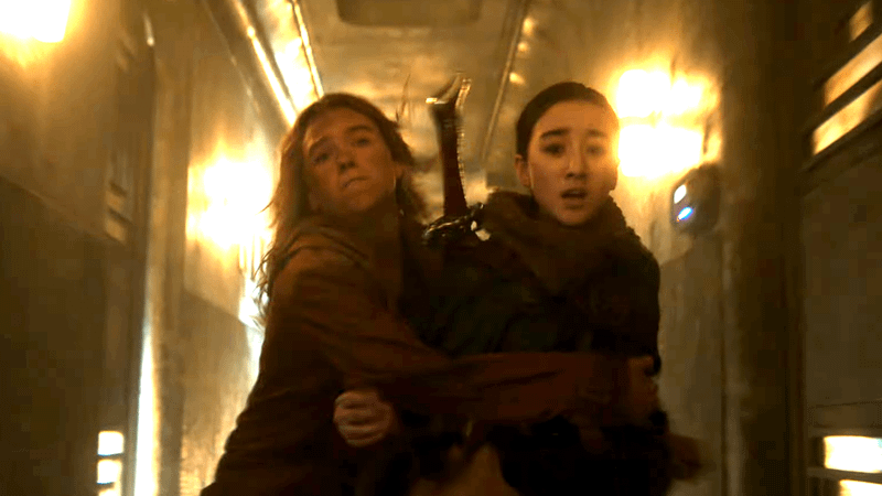 Kara and Ruthye leaving amidst chaos.