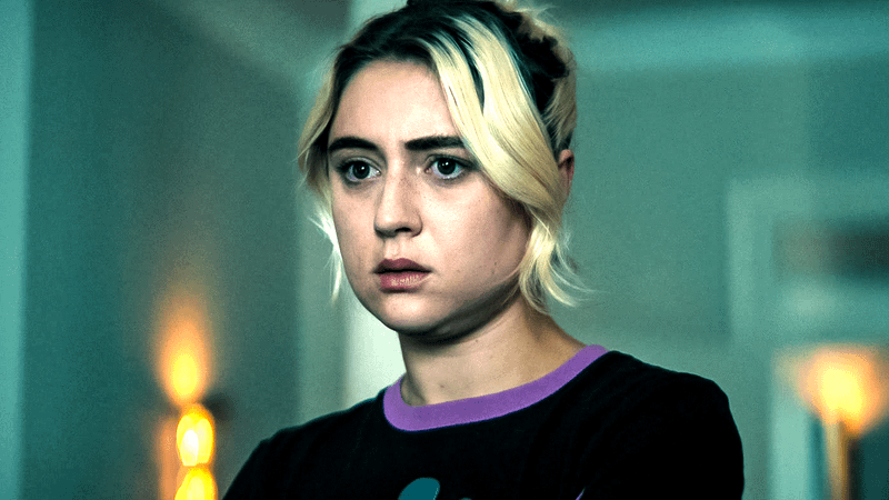 Lizze Broadway as Emma Meyer in Gen V.