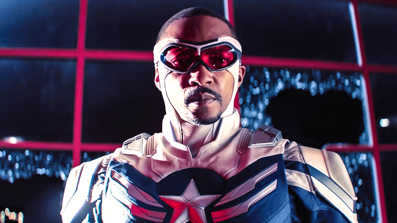Sam Wilson in new Captain America costume.