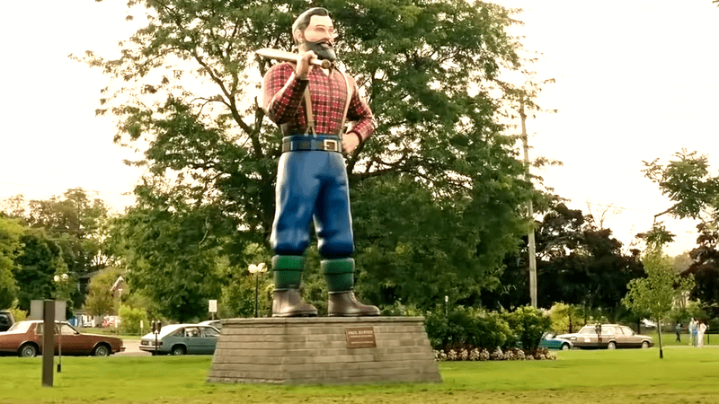 Paul Bunyan Statue in IT: Chapter Two