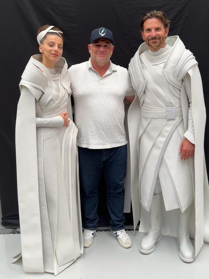 Bradley Copper Jor-El, Angela Sarafyan Lara Lor-Van in costume with Lars Winther.