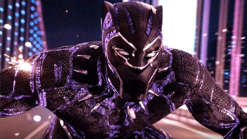 Black Panther in his full suit in Black Panther