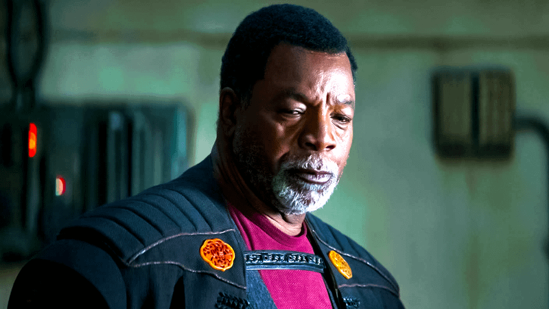 Greef Karga looking resigned as the High Magistrate of Nevarro in The Mandalorian