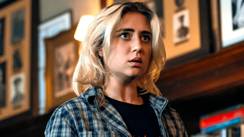 Lizze Broadway as Emma