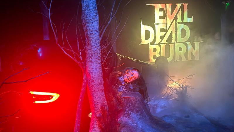 Evil Dead Burn maze at HHN 35.