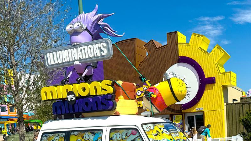 Minions Vs. Minions: Bello Bay Club