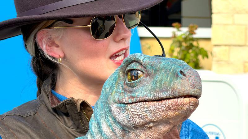 Jurassic World Raptor Tango.