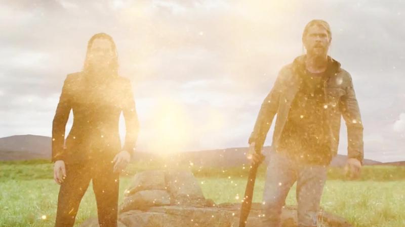 Odin dying with Thor and Loki in Thor Ragnarok.