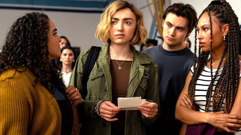 Maddie having to deal with high school in School Spirits Season 3